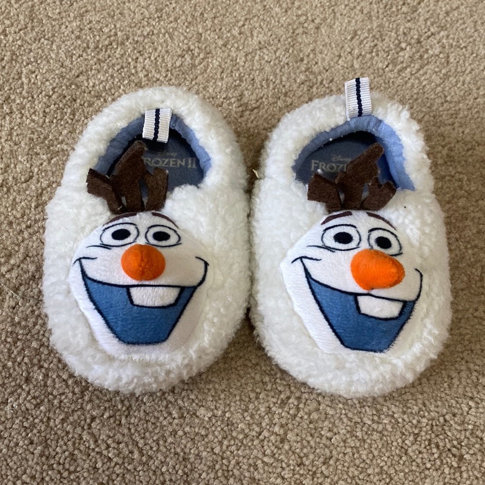 Olaf Slippers